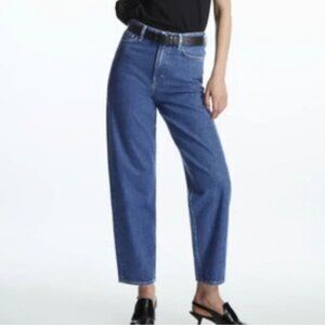 NWT COS Tapered Leg High Rise Ankle Length Mid Blue Wash Denim Jeans Size 28